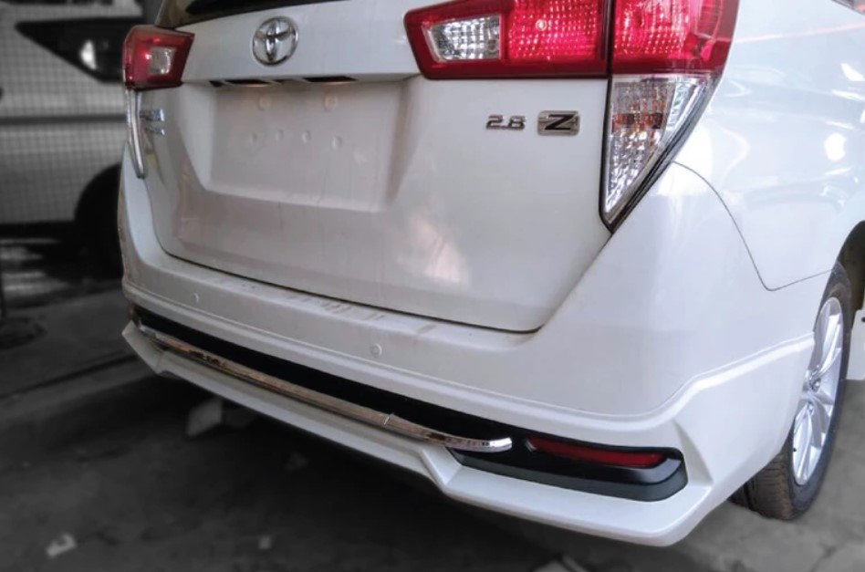 Toyota Innova Front Skirting - Image 4