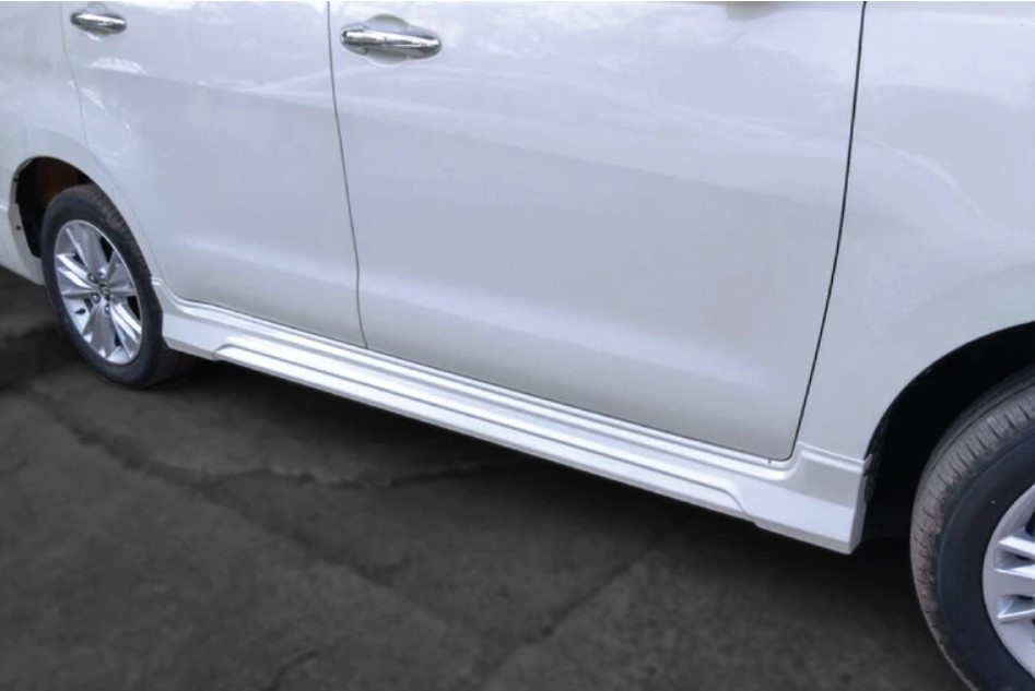 Toyota Innova Front Skirting - Image 5