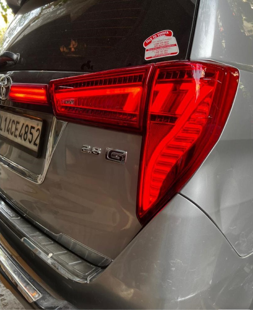 Toyota Innova Crysta LED Tail Lights - Image 3