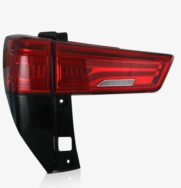Toyota Innova Crysta LED Tail Lights - Image 7