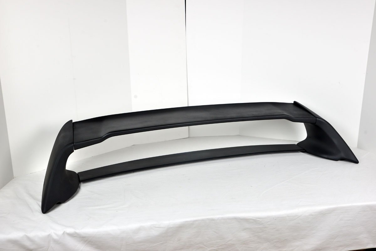 Mugen RR Style Rear Spoiler – Universal for Sedans